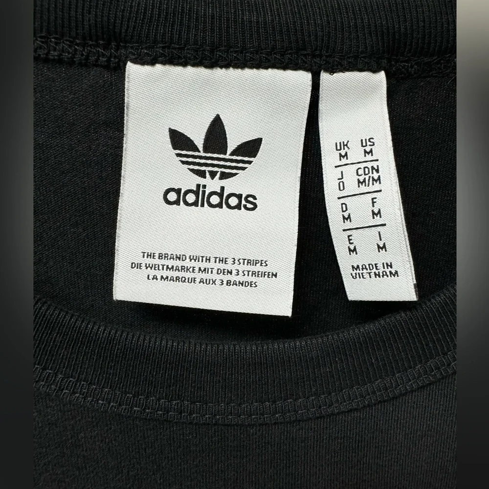 Adidas Front Logo Crew Neck T-Shirt in Black, Size M‎